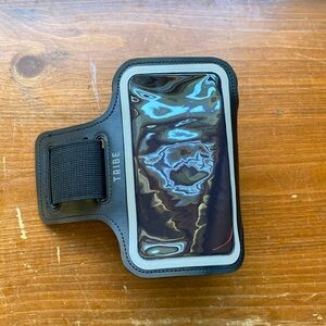 NWOT Phone Workout Arm Band